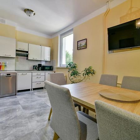 Apartament U Ewy W Kolobrzegu Podczele - 2 Sypialnie 50M2, Wifi I Darmowy Parking! エクステリア 写真