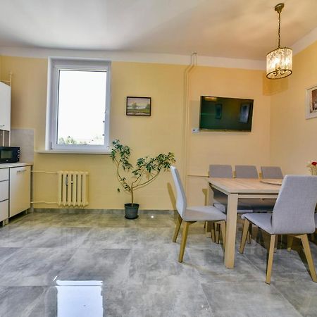 Apartament U Ewy W Kolobrzegu Podczele - 2 Sypialnie 50M2, Wifi I Darmowy Parking! エクステリア 写真