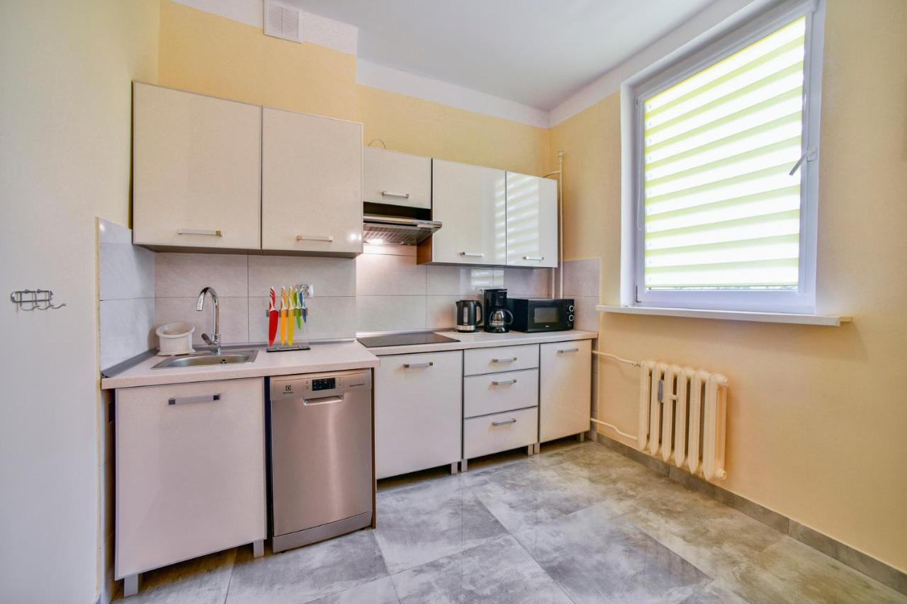 Apartament U Ewy W Kolobrzegu Podczele - 2 Sypialnie 50M2, Wifi I Darmowy Parking! エクステリア 写真